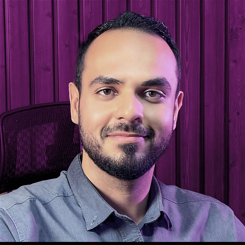 محمد فیروزآبادی | ذهنیت ثروت ساز - مشاور ارشد کسب و کار و ذهنیت ثروت ساز